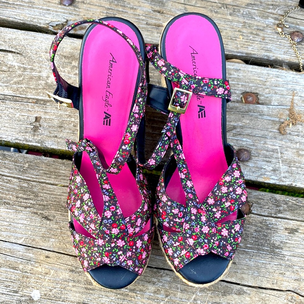 American eagle floral wedges